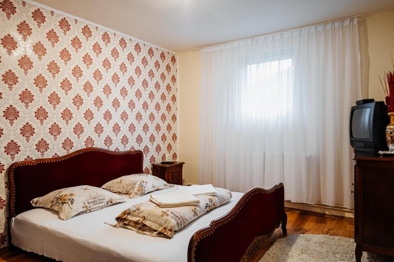 Casa Ardeleana Hotell Lotrioara Eksteriør bilde